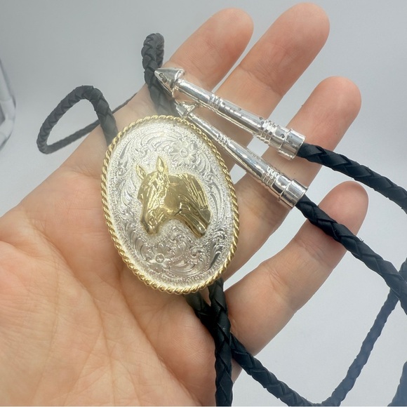 Montana Silversmiths Engraved Silver Bolo Tie - Picture 5 of 15